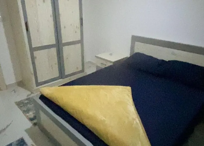 Sina Zaman Apartment